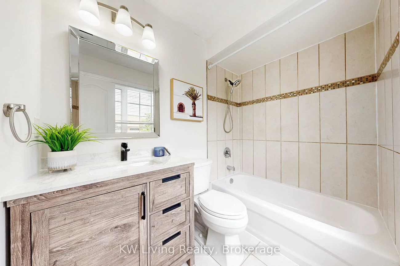 37, Bluewater, Vellore Village, Vaughan