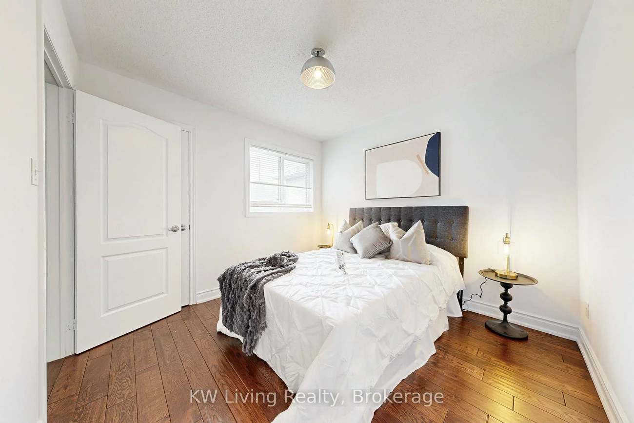37, Bluewater, Vellore Village, Vaughan