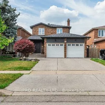 54, Embassy, East Woodbridge, Vaughan