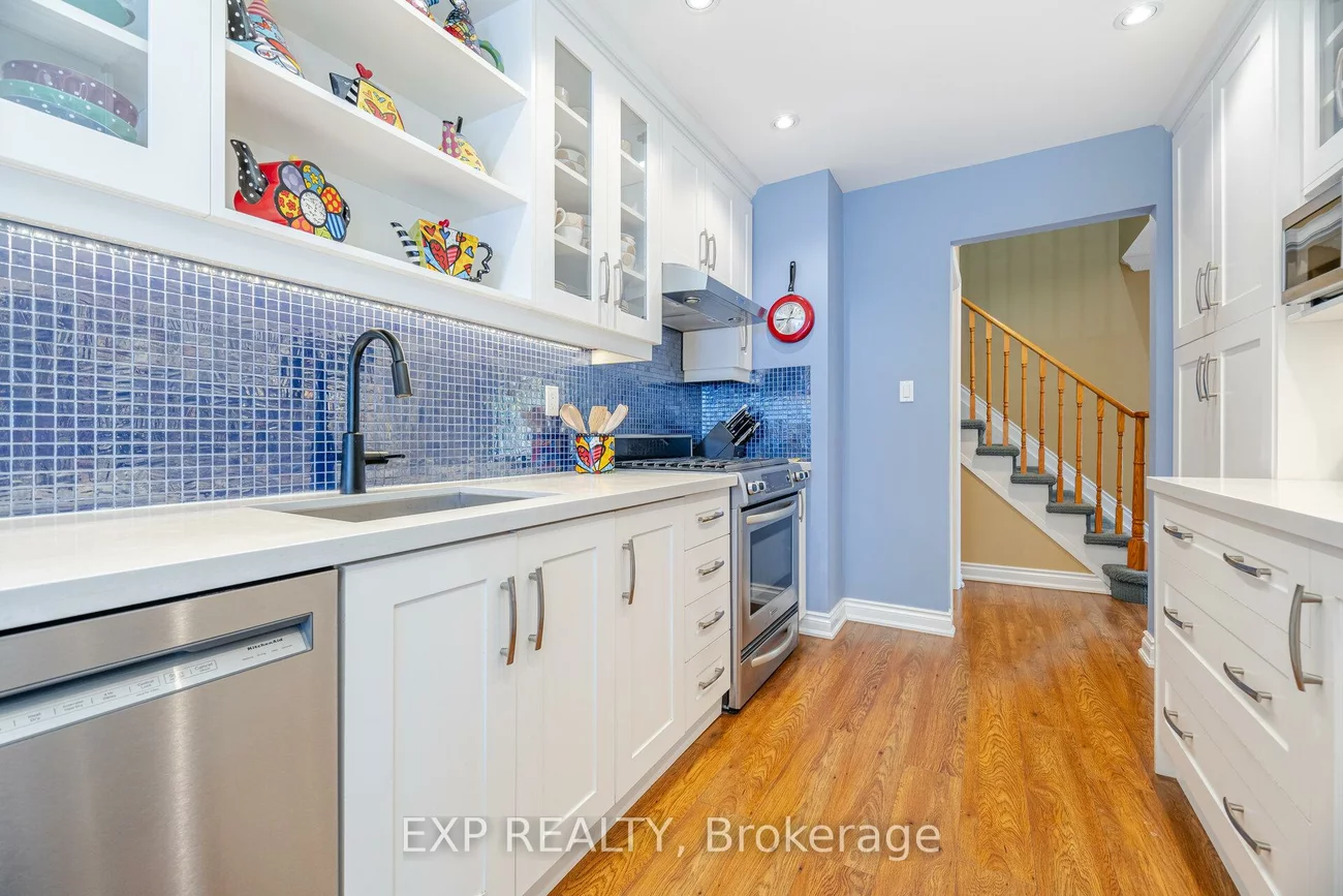 16, Lansbury, Crestwood-Springfarm-Yorkhill, Vaughan