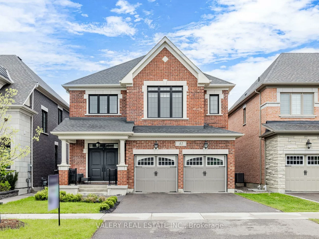 41, Chorus, Kleinburg, Vaughan