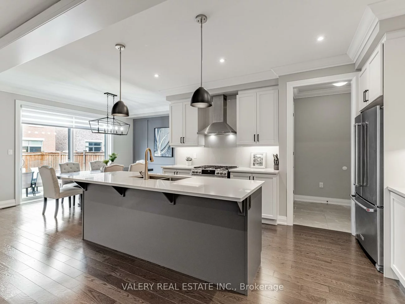 41, Chorus, Kleinburg, Vaughan