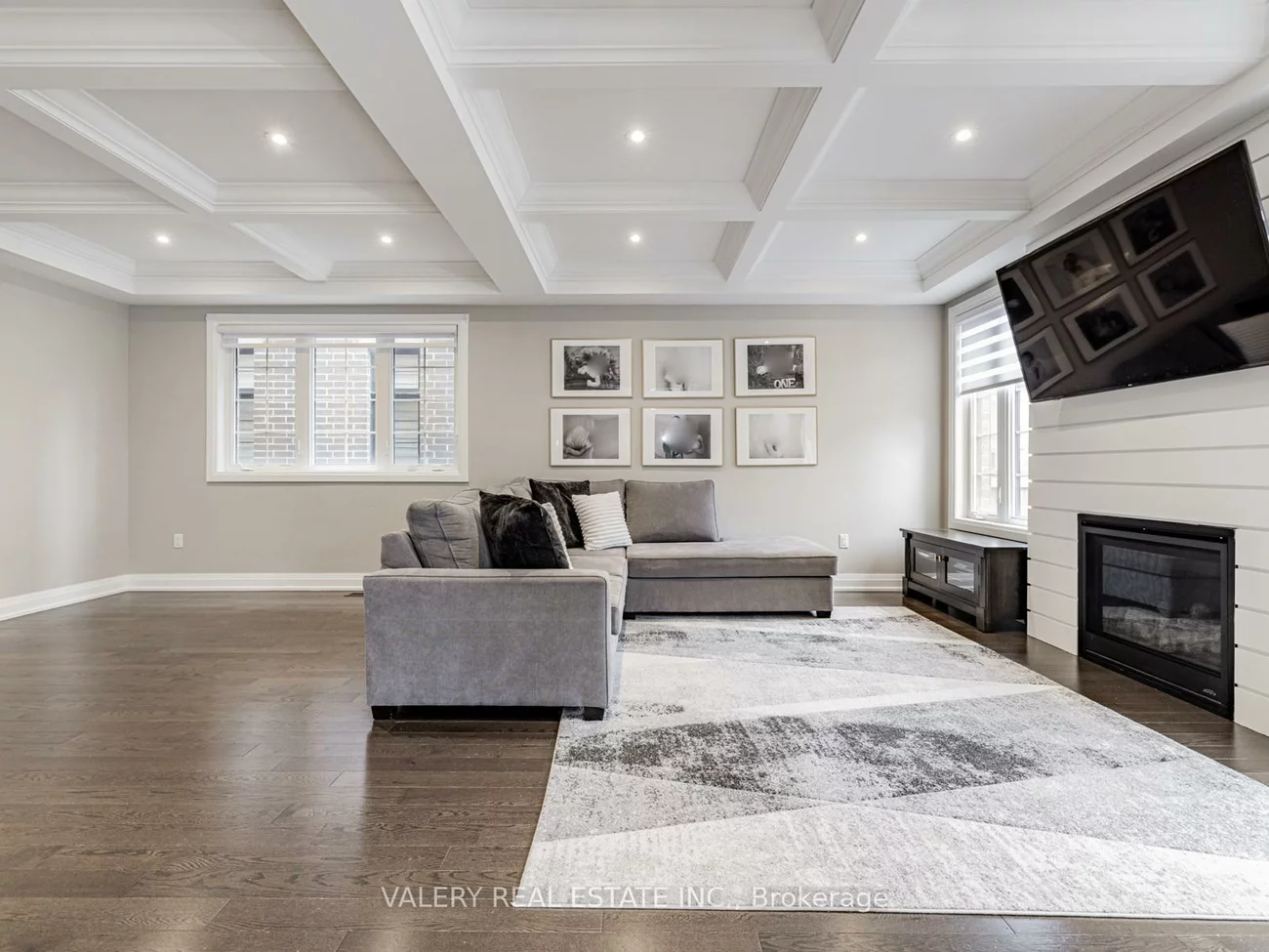 41, Chorus, Kleinburg, Vaughan