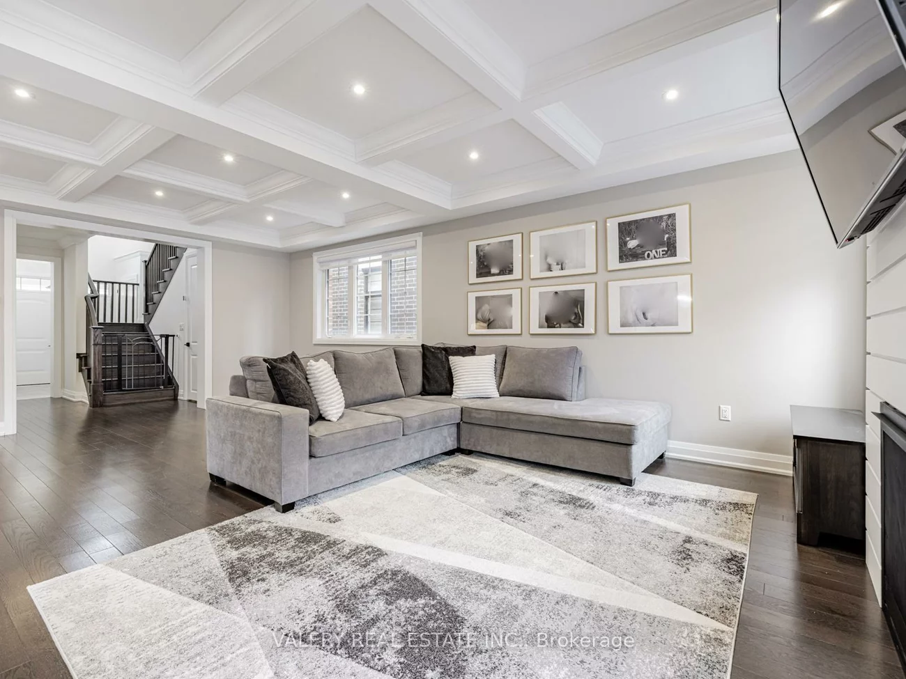 41, Chorus, Kleinburg, Vaughan