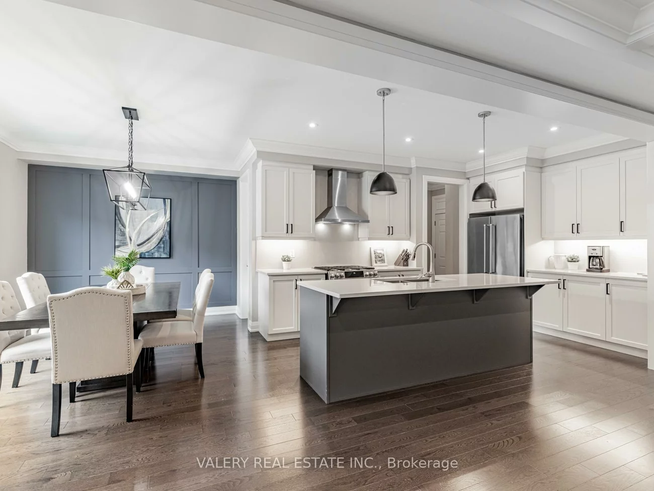 41, Chorus, Kleinburg, Vaughan