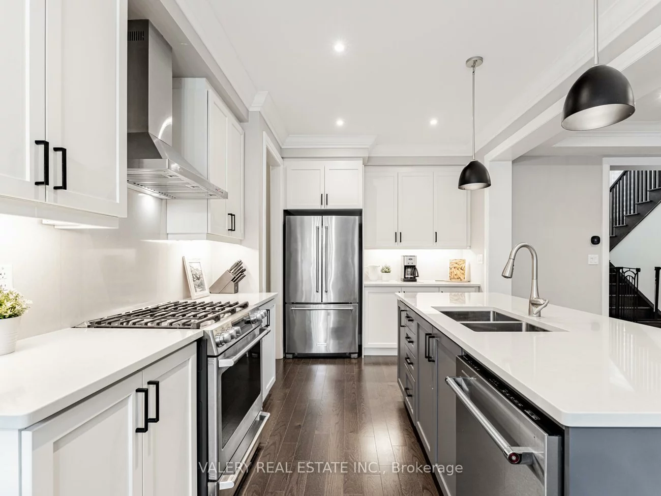 41, Chorus, Kleinburg, Vaughan