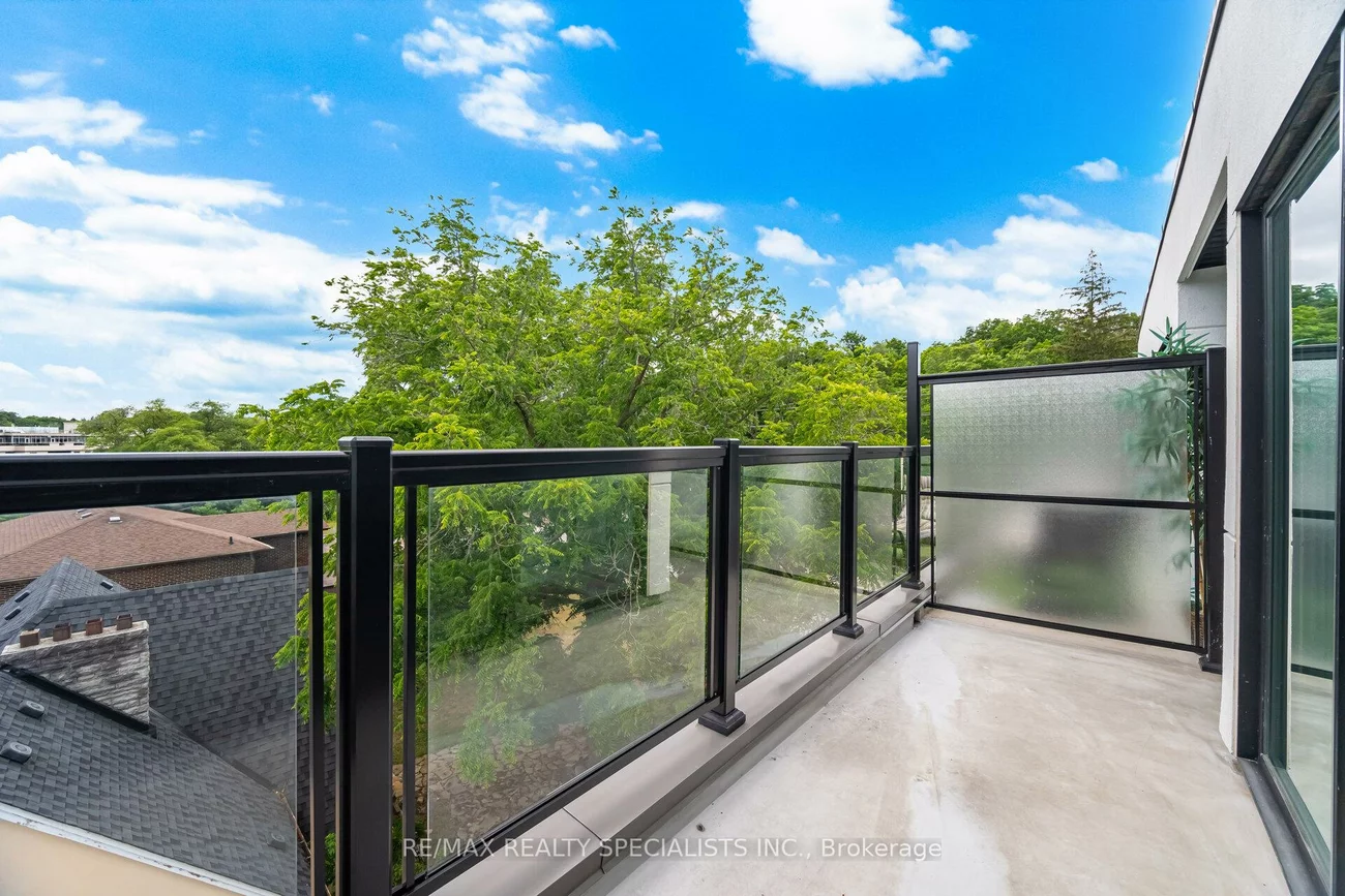 1, Hartman, Islington Woods, Vaughan