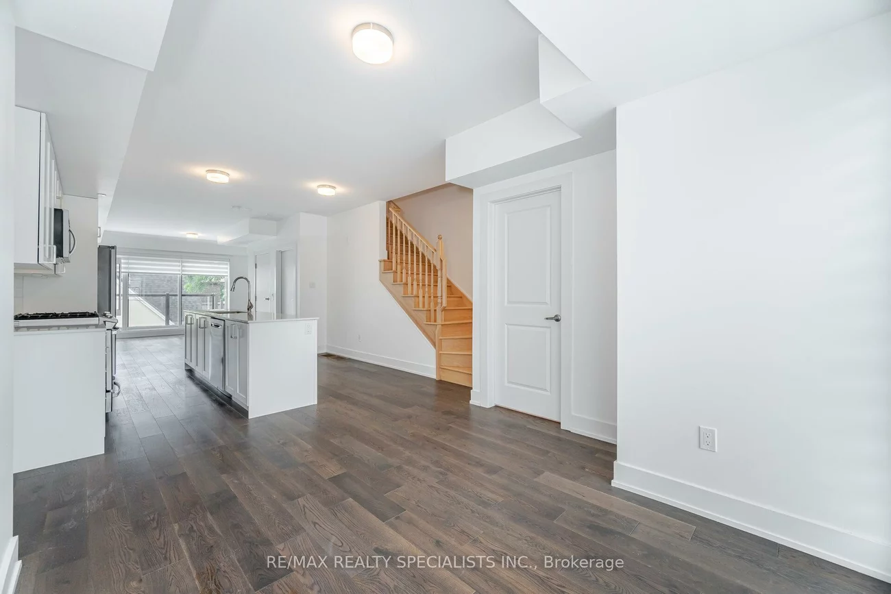 1, Hartman, Islington Woods, Vaughan