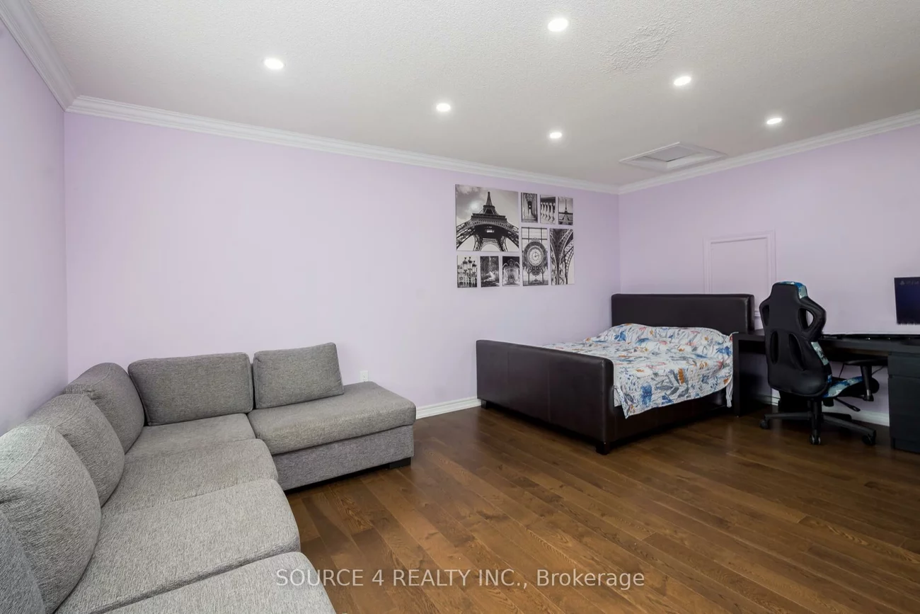 129, Barons, Kleinburg, Vaughan
