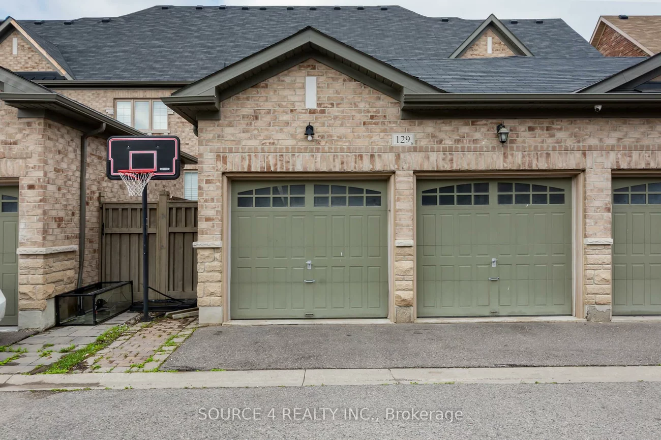 129, Barons, Kleinburg, Vaughan