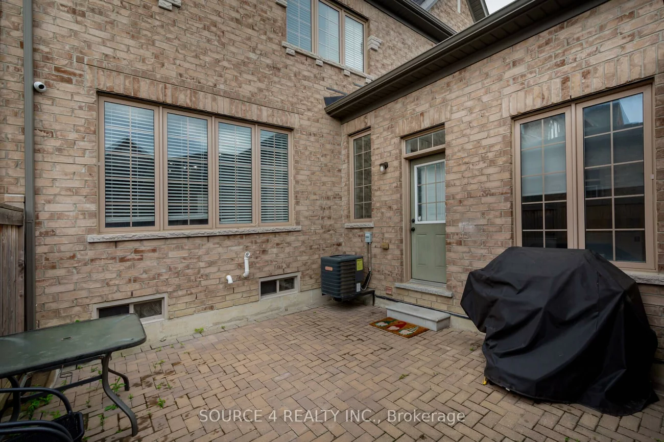 129, Barons, Kleinburg, Vaughan