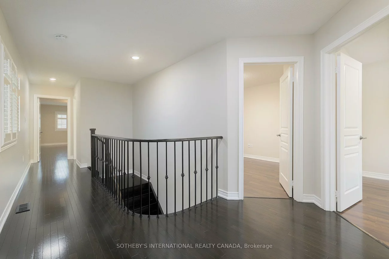 86, Alexie, Vellore Village, Vaughan