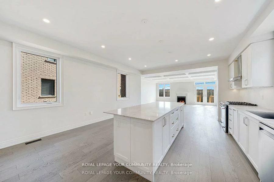 243A, Andy, West Woodbridge, Vaughan