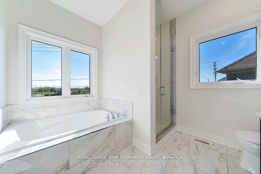243A, Andy, West Woodbridge, Vaughan