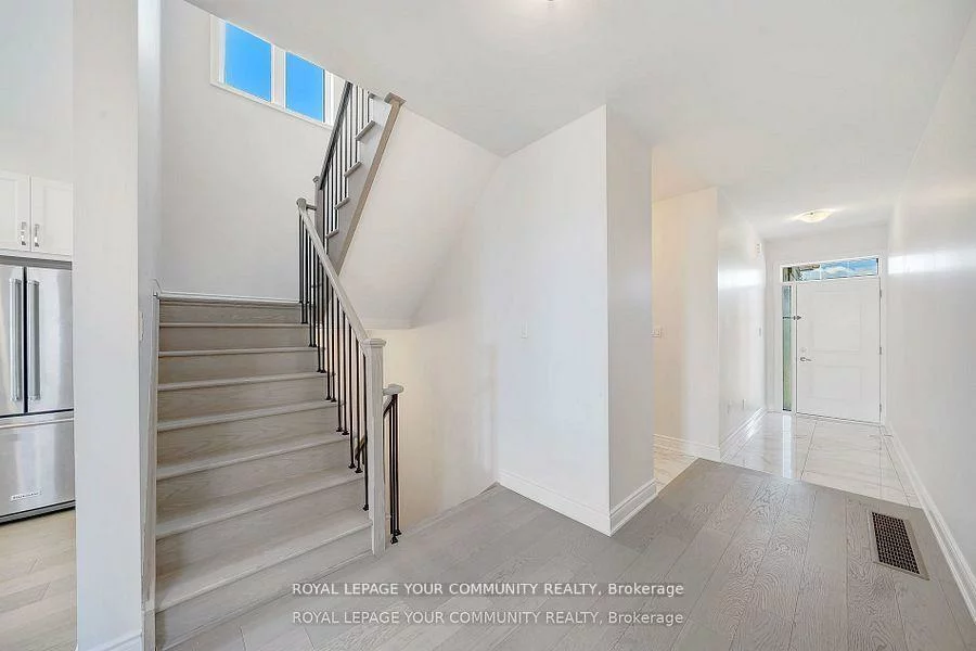 243A, Andy, West Woodbridge, Vaughan