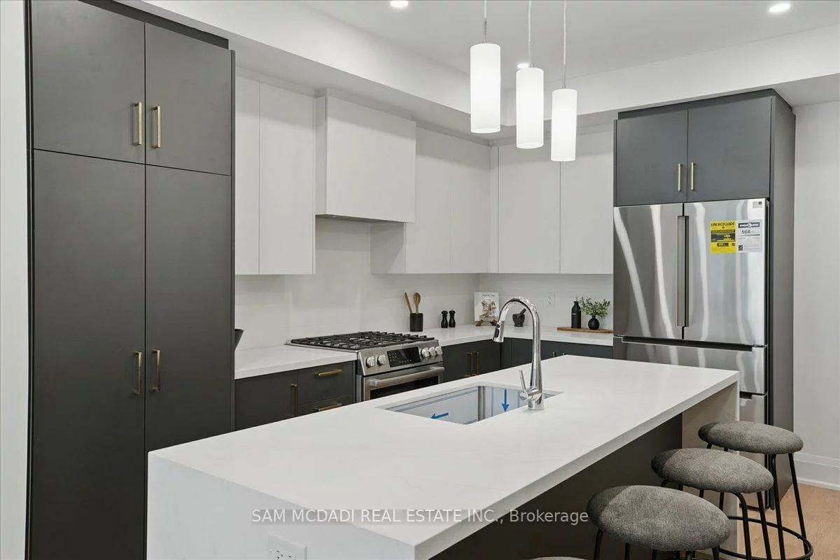 33, Burleigh, Uplands, Vaughan