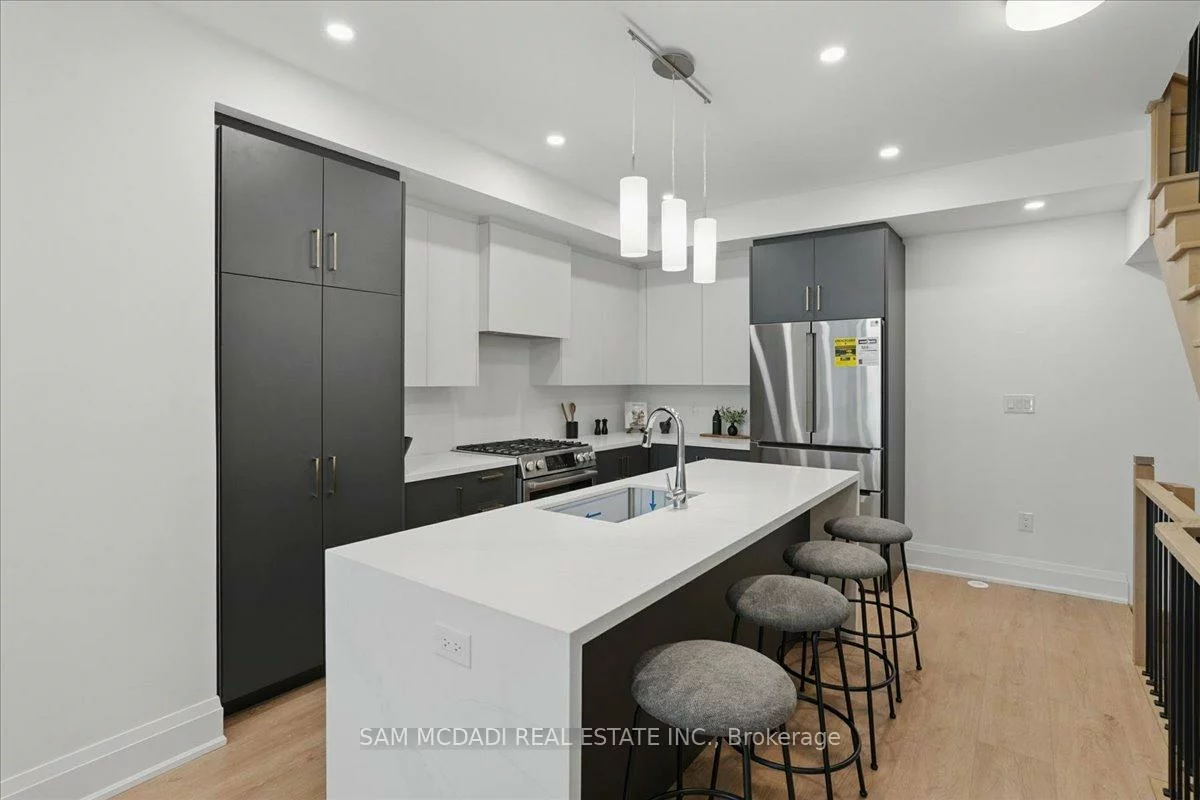 33, Burleigh, Uplands, Vaughan