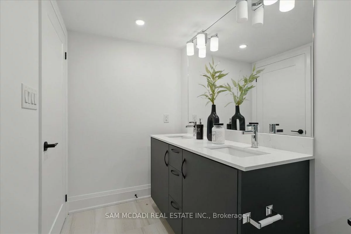 33, Burleigh, Uplands, Vaughan