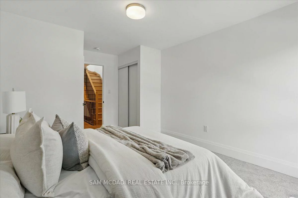 33, Burleigh, Uplands, Vaughan