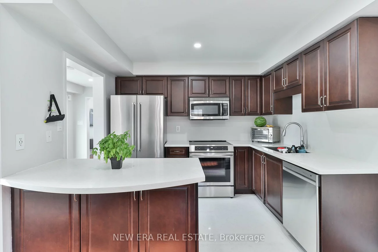 331, Davos, Vellore Village, Vaughan
