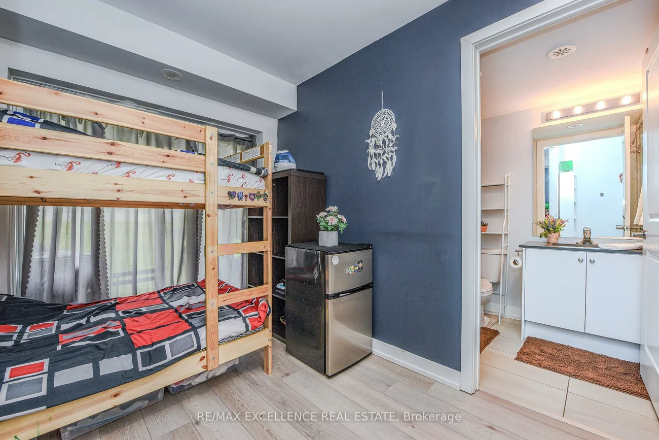 118, Dalhousie, Vaughan Grove, Vaughan