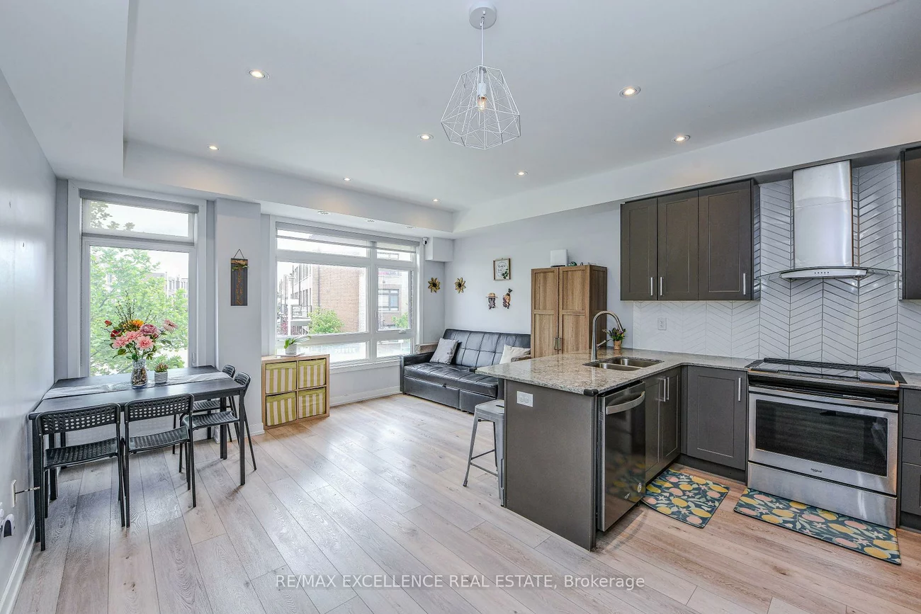 118, Dalhousie, Vaughan Grove, Vaughan