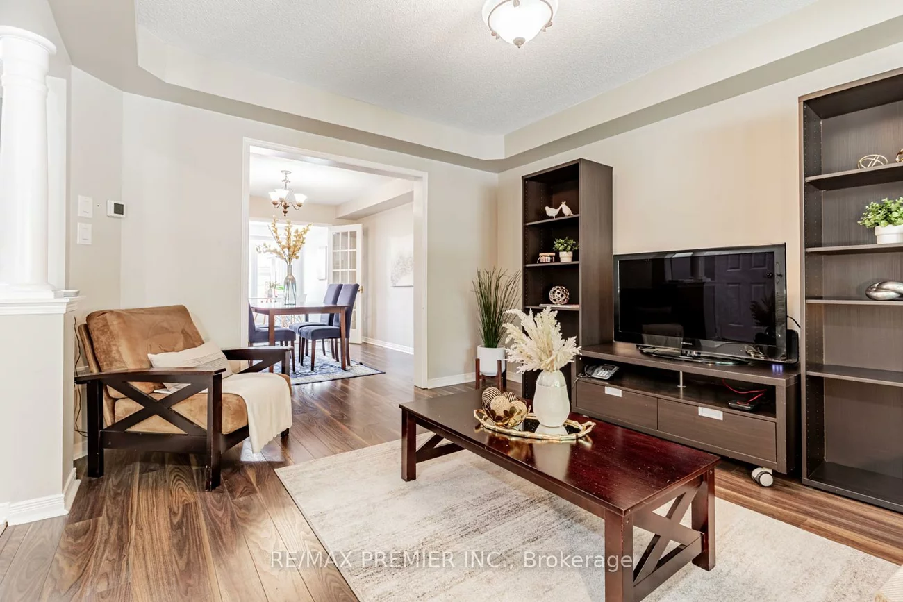 215, Equator, Vellore Village, Vaughan