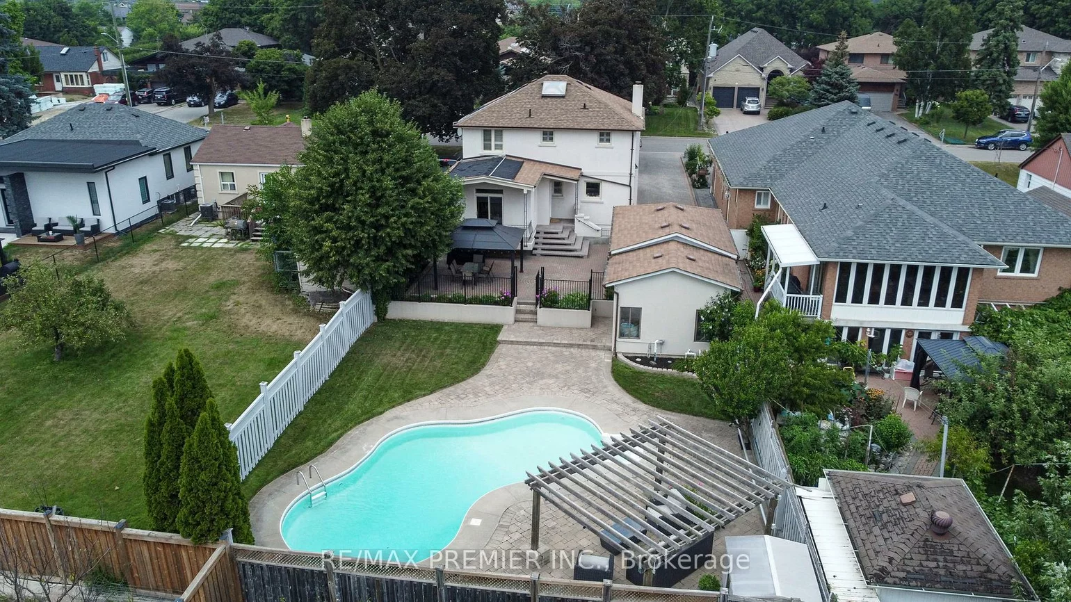 71, Hawman, Vaughan Grove, Vaughan