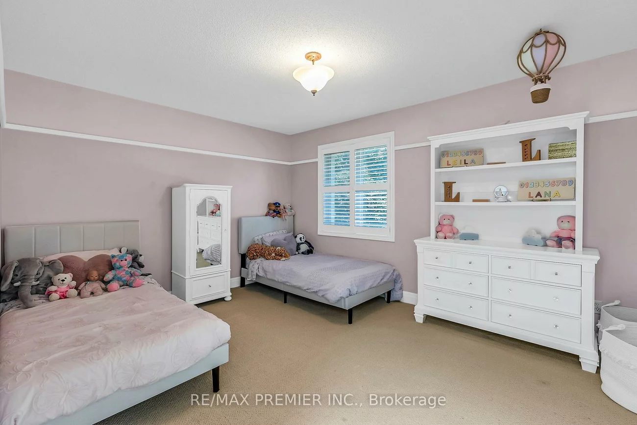 71, Hawman, Vaughan Grove, Vaughan