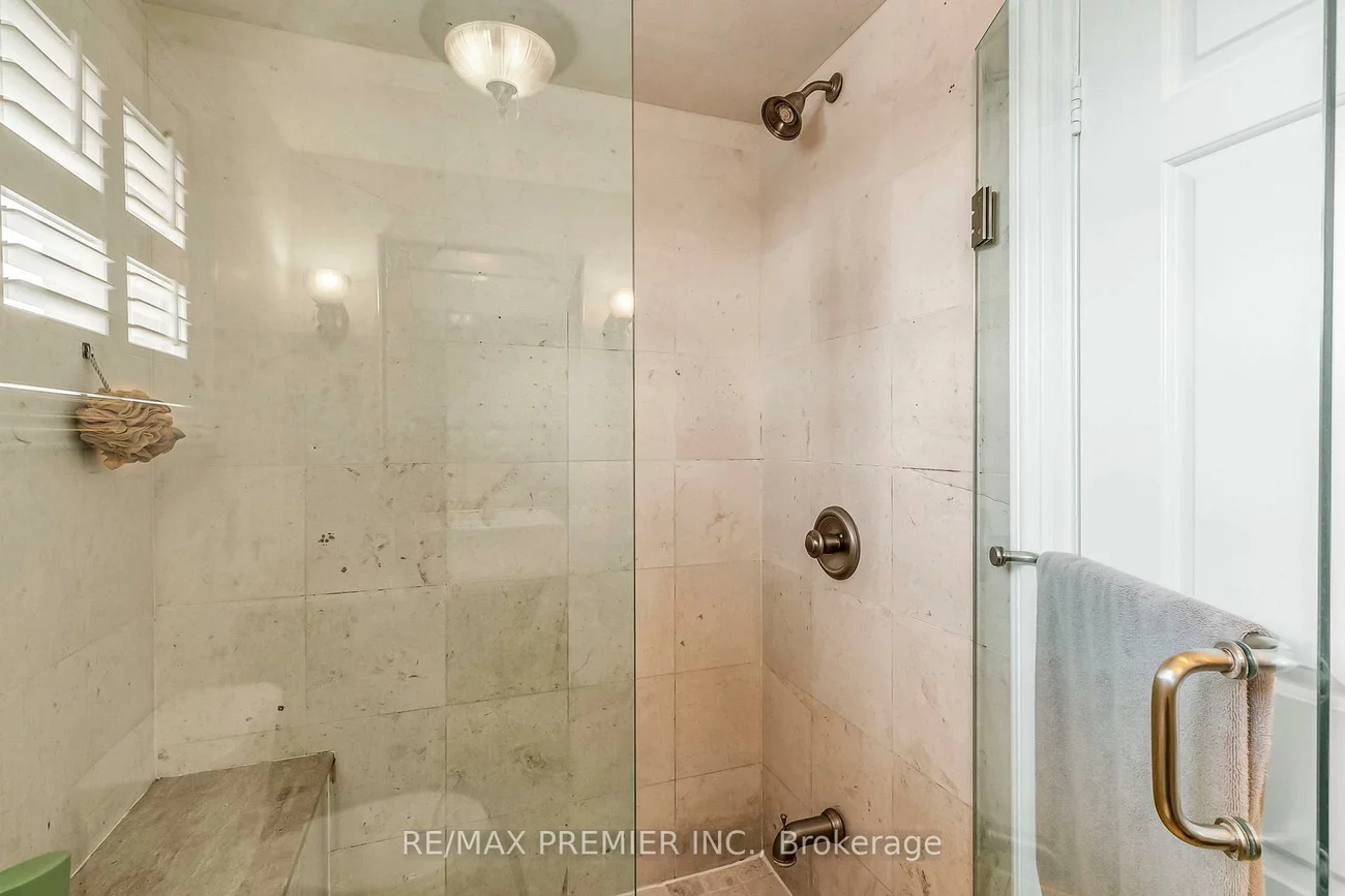 71, Hawman, Vaughan Grove, Vaughan