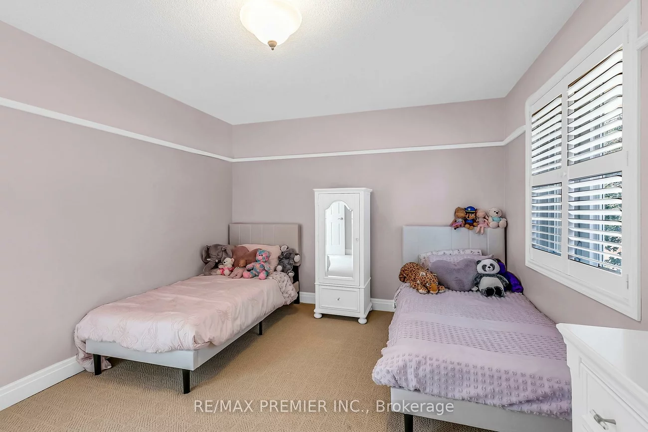 71, Hawman, Vaughan Grove, Vaughan