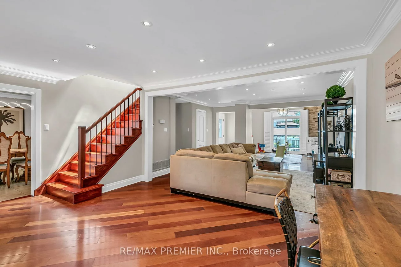 71, Hawman, Vaughan Grove, Vaughan