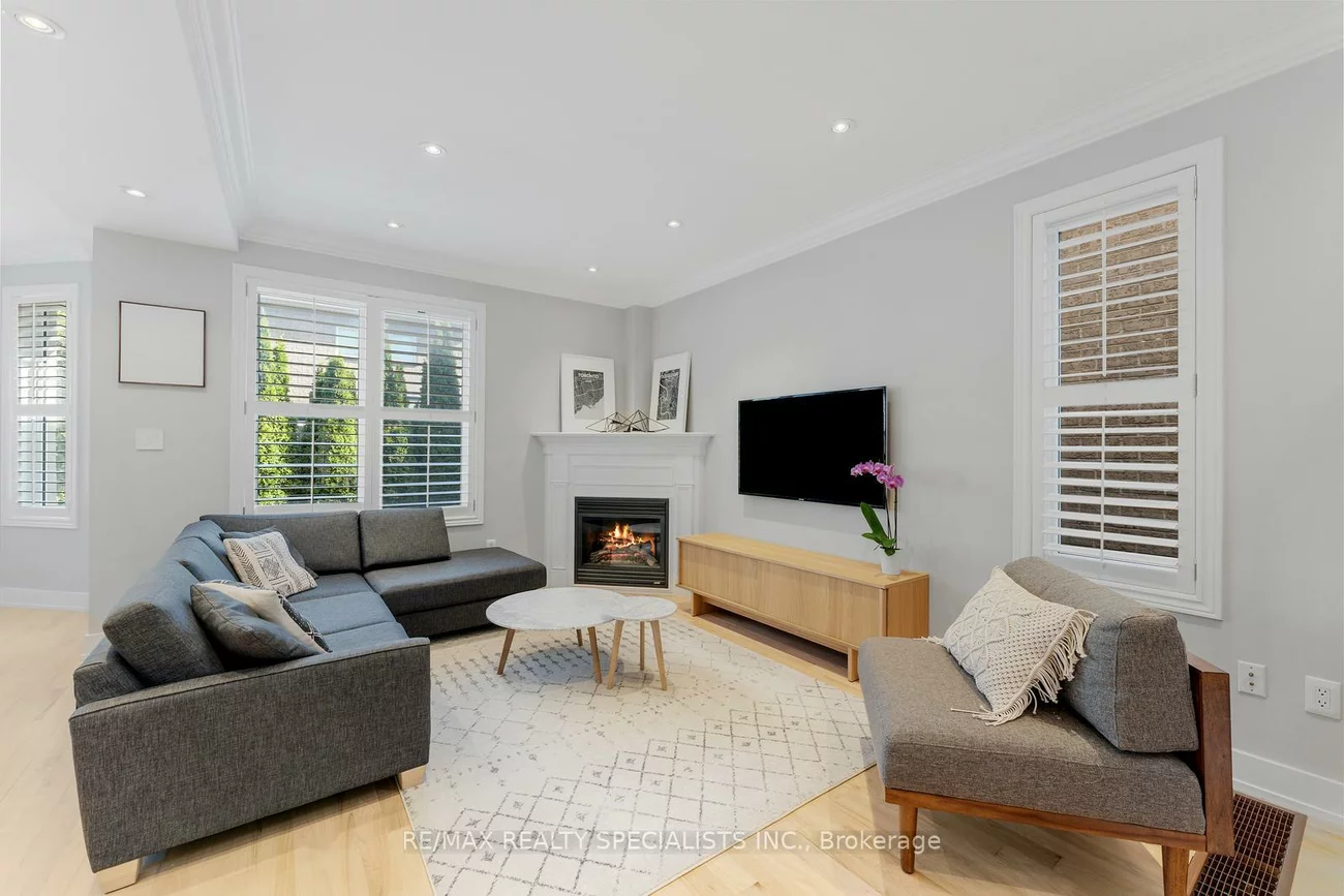25, Grapevine, Vellore Village, Vaughan