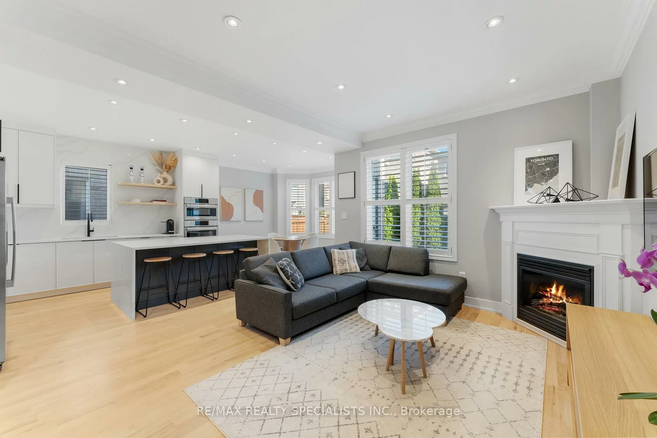 25, Grapevine, Vellore Village, Vaughan