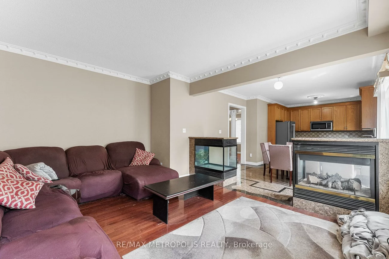 1, St Etienne, Vellore Village, Vaughan