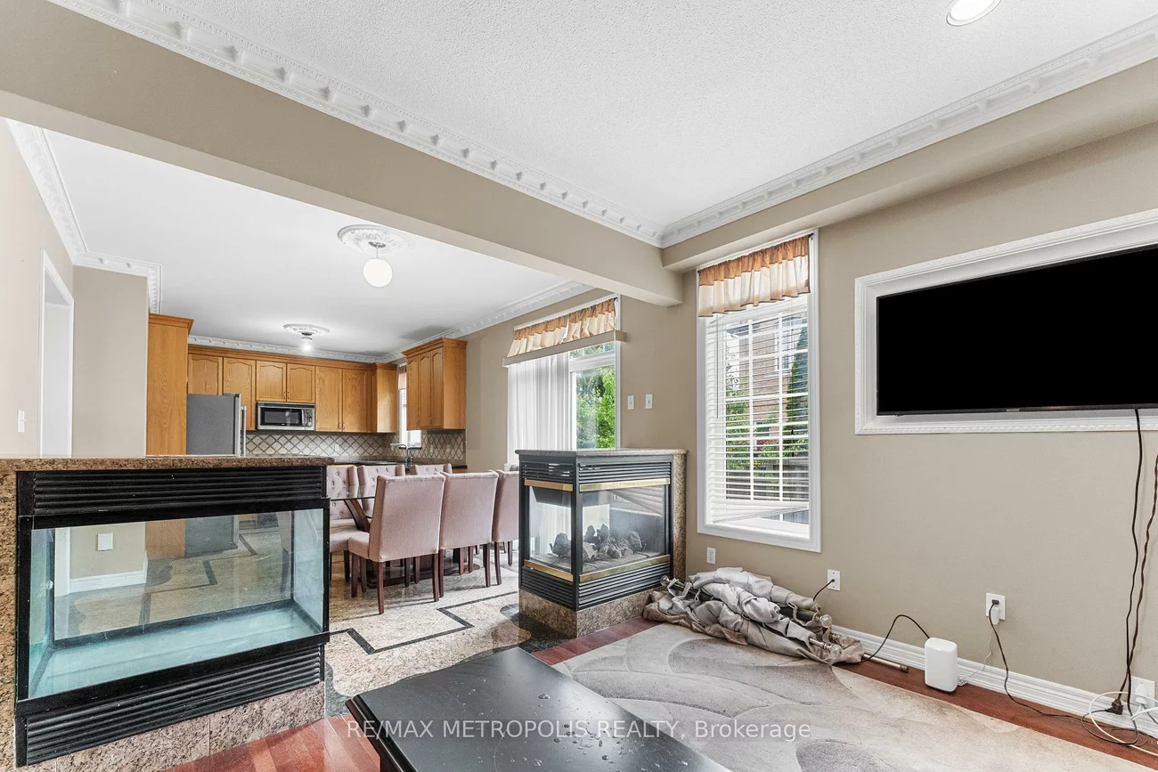 1, St Etienne, Vellore Village, Vaughan