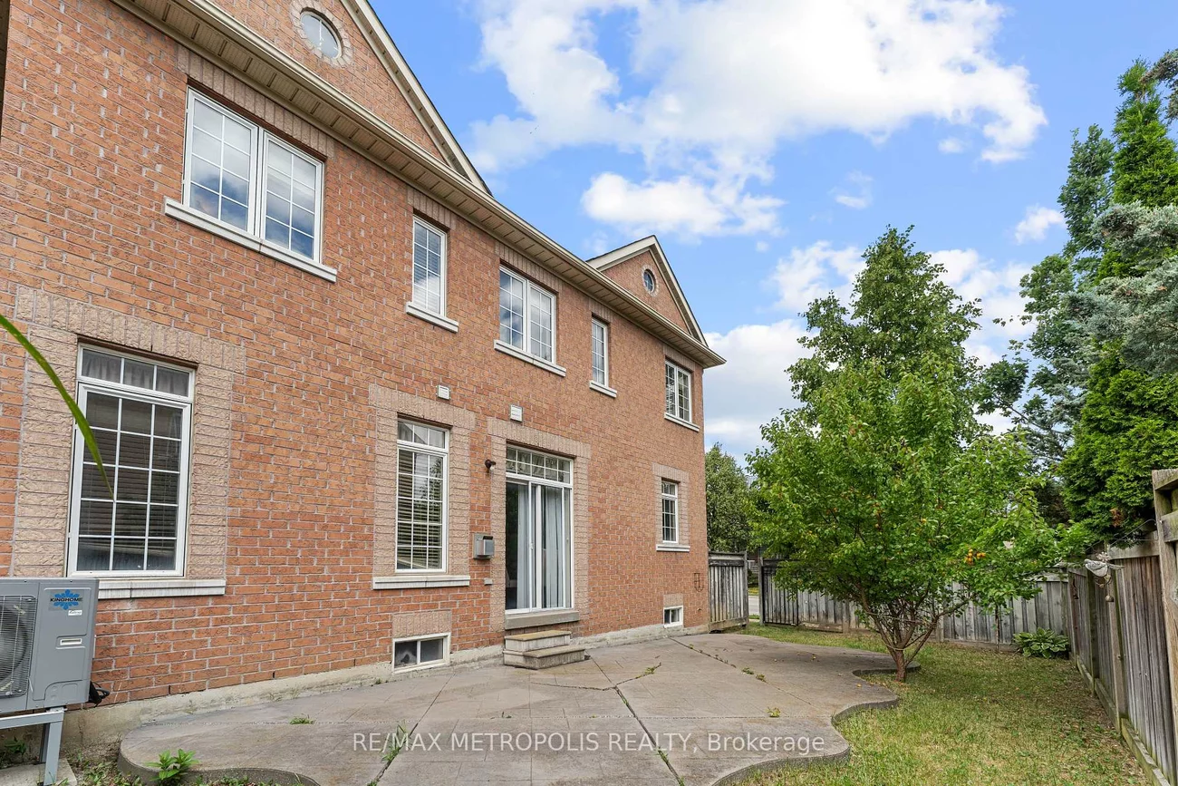 1, St Etienne, Vellore Village, Vaughan