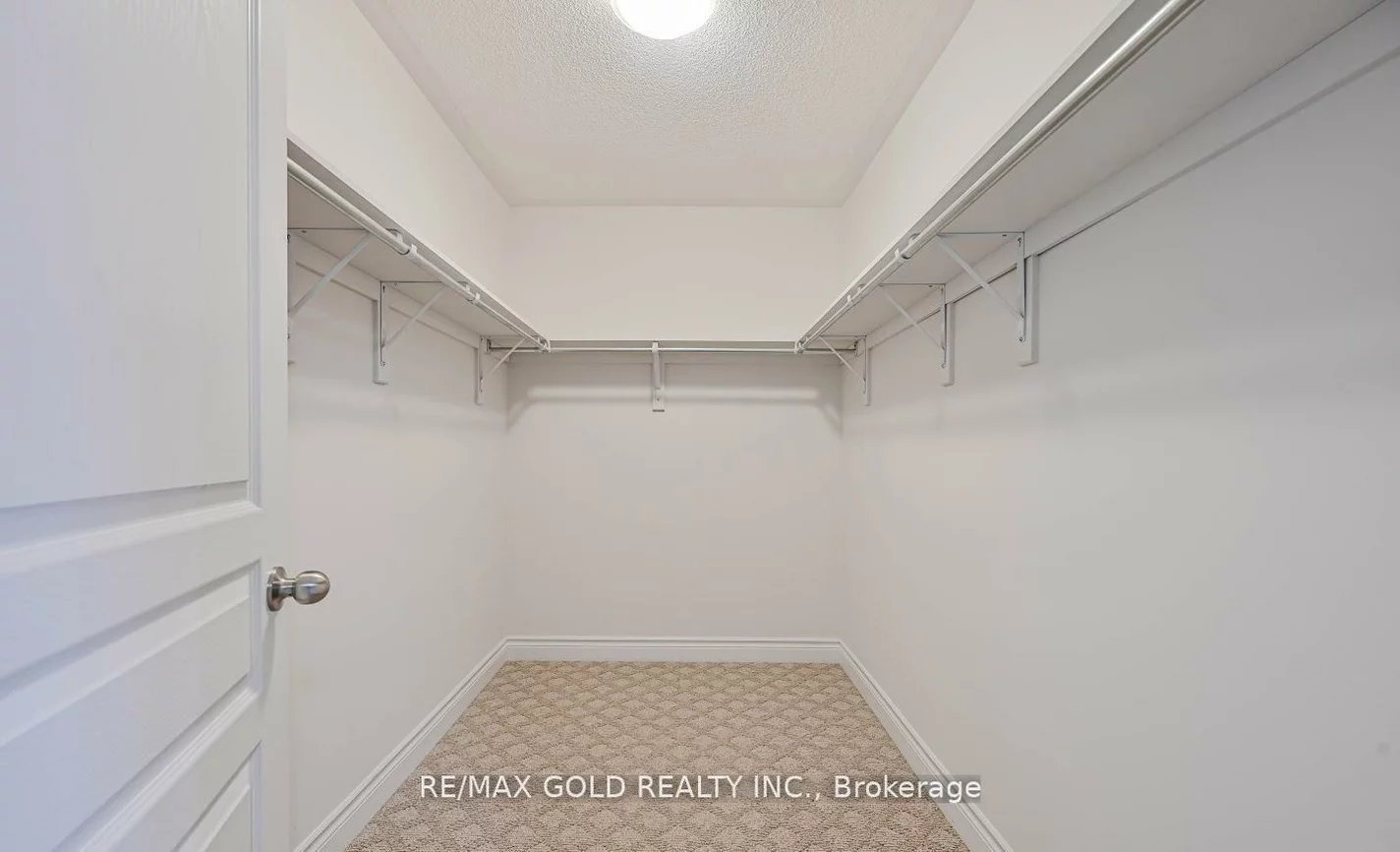 238, Kincardine, Kleinburg, Vaughan
