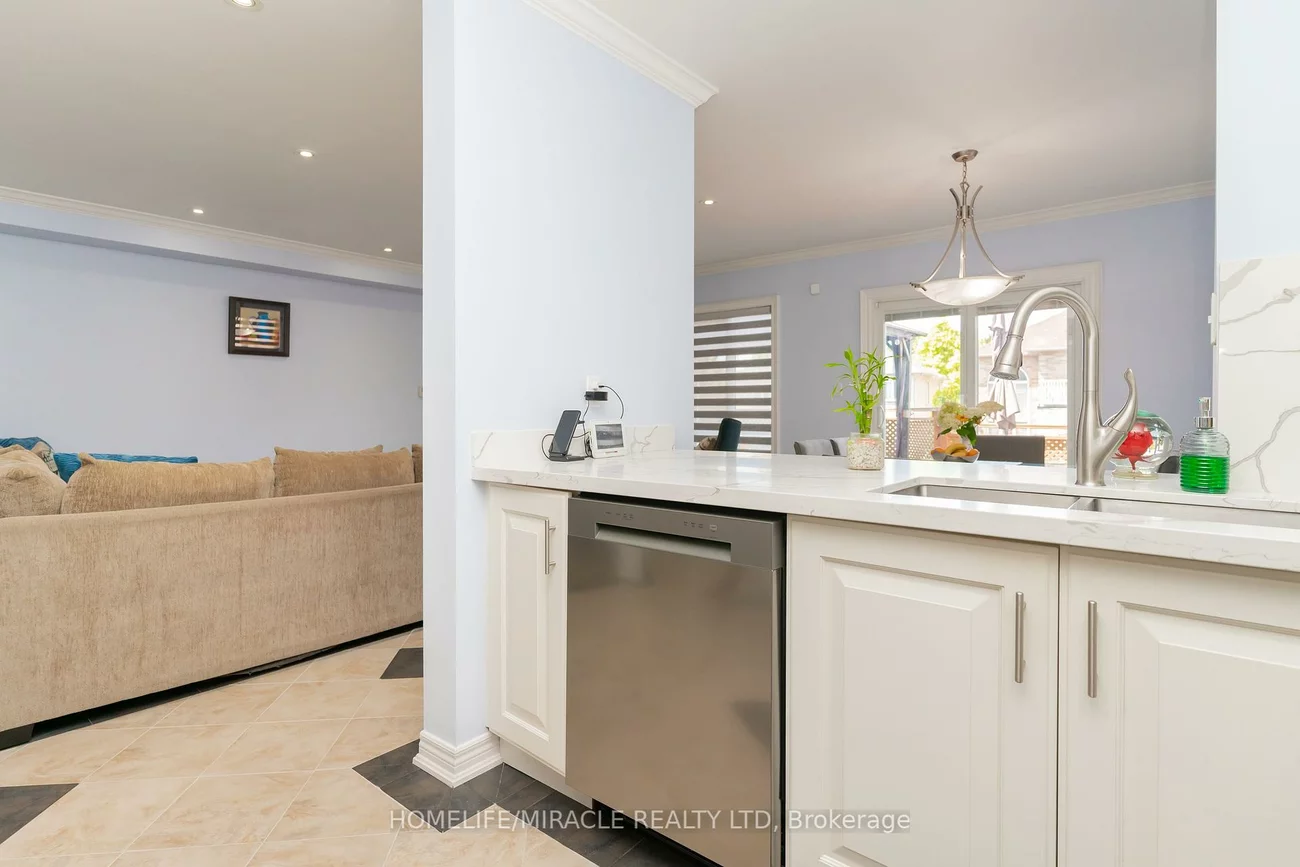 60, Forest Fountain, Sonoma Heights, Vaughan