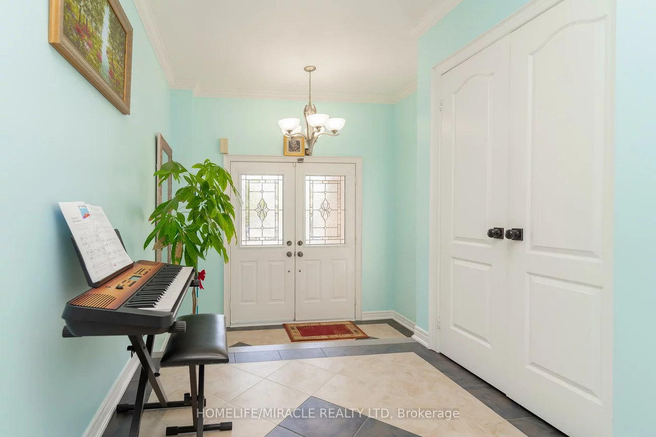 60, Forest Fountain, Sonoma Heights, Vaughan