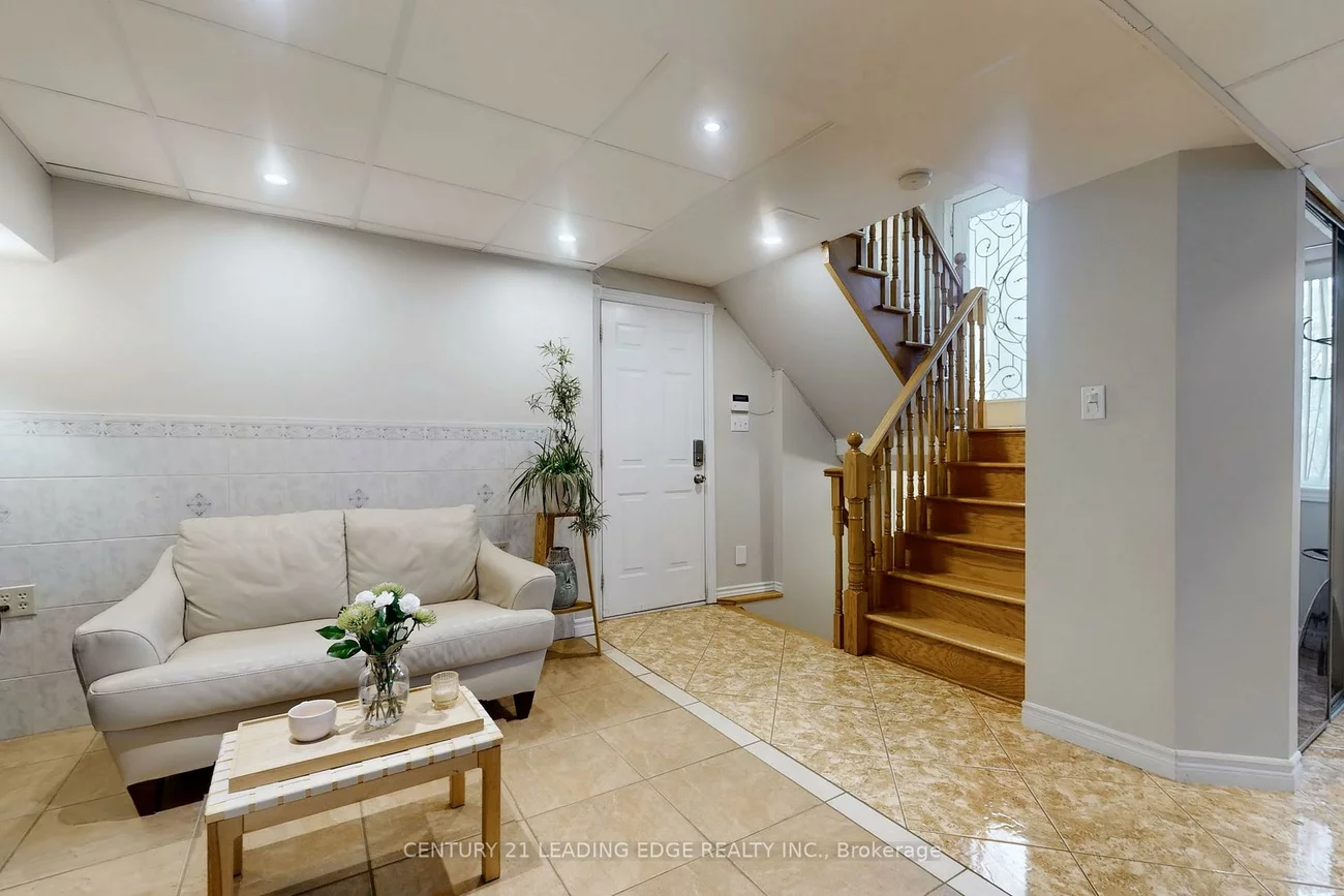 14, La Maria, Vellore Village, Vaughan