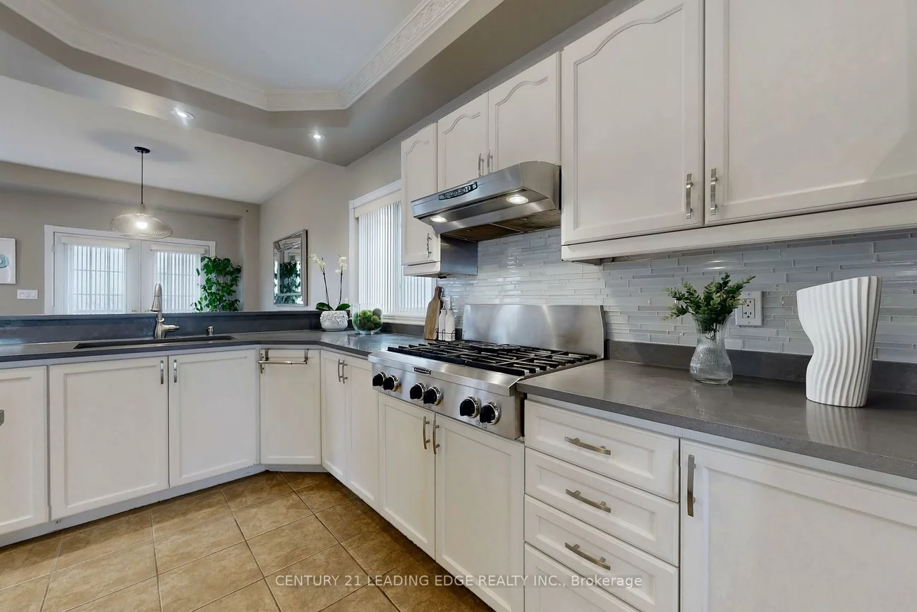 14, La Maria, Vellore Village, Vaughan