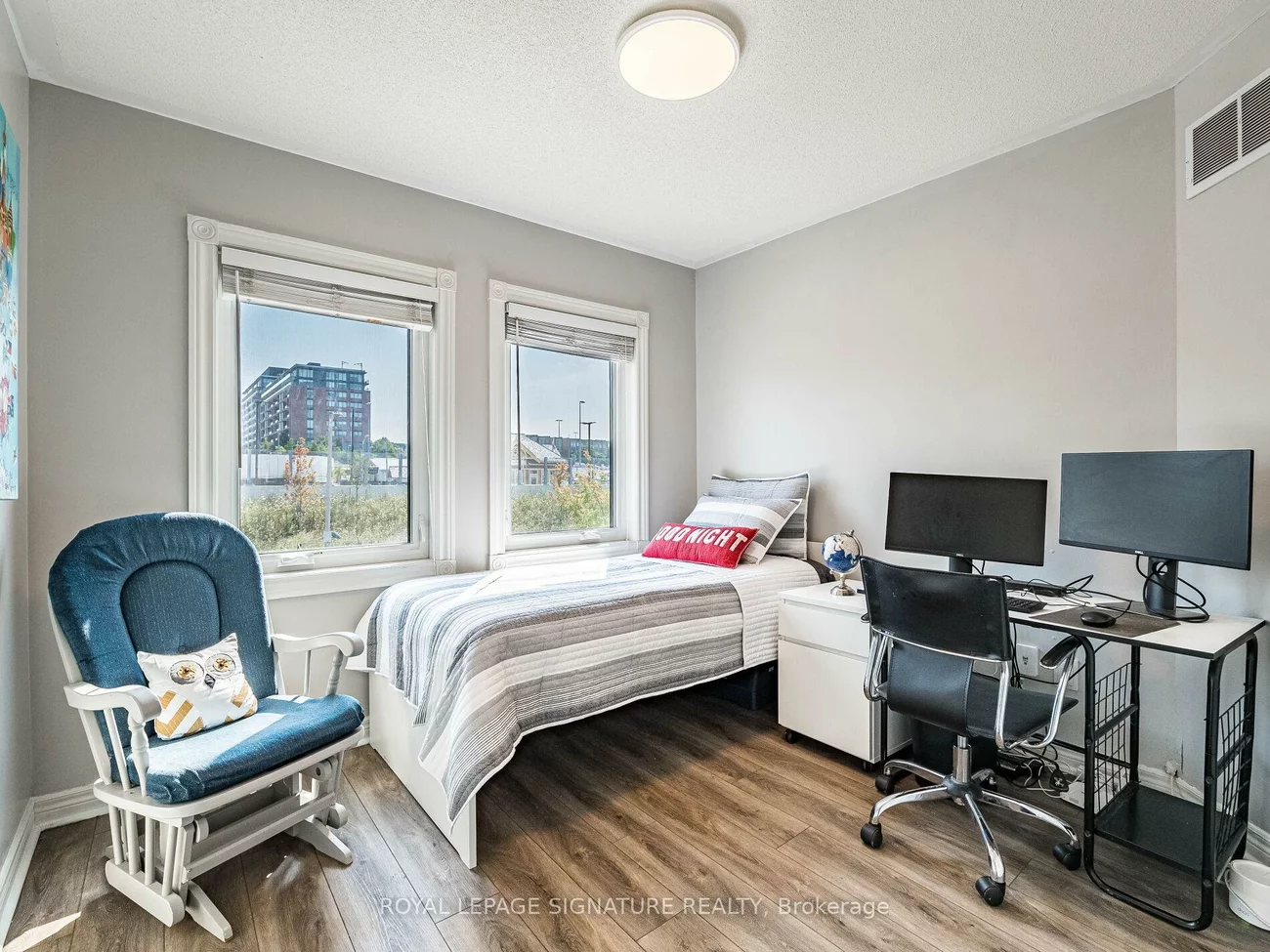 152, Lindenshire, Maple, Vaughan