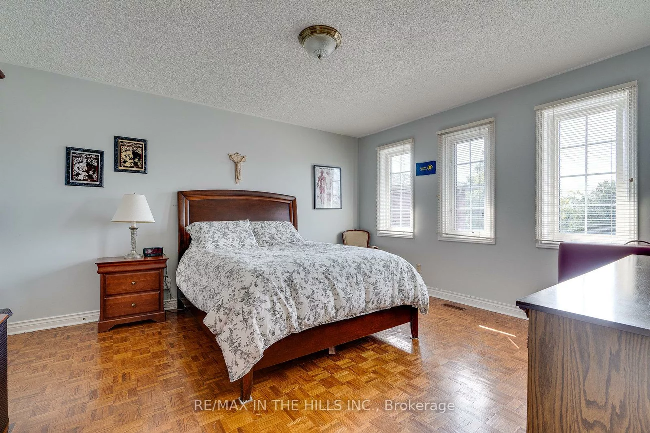 275, Triton, West Woodbridge, Vaughan