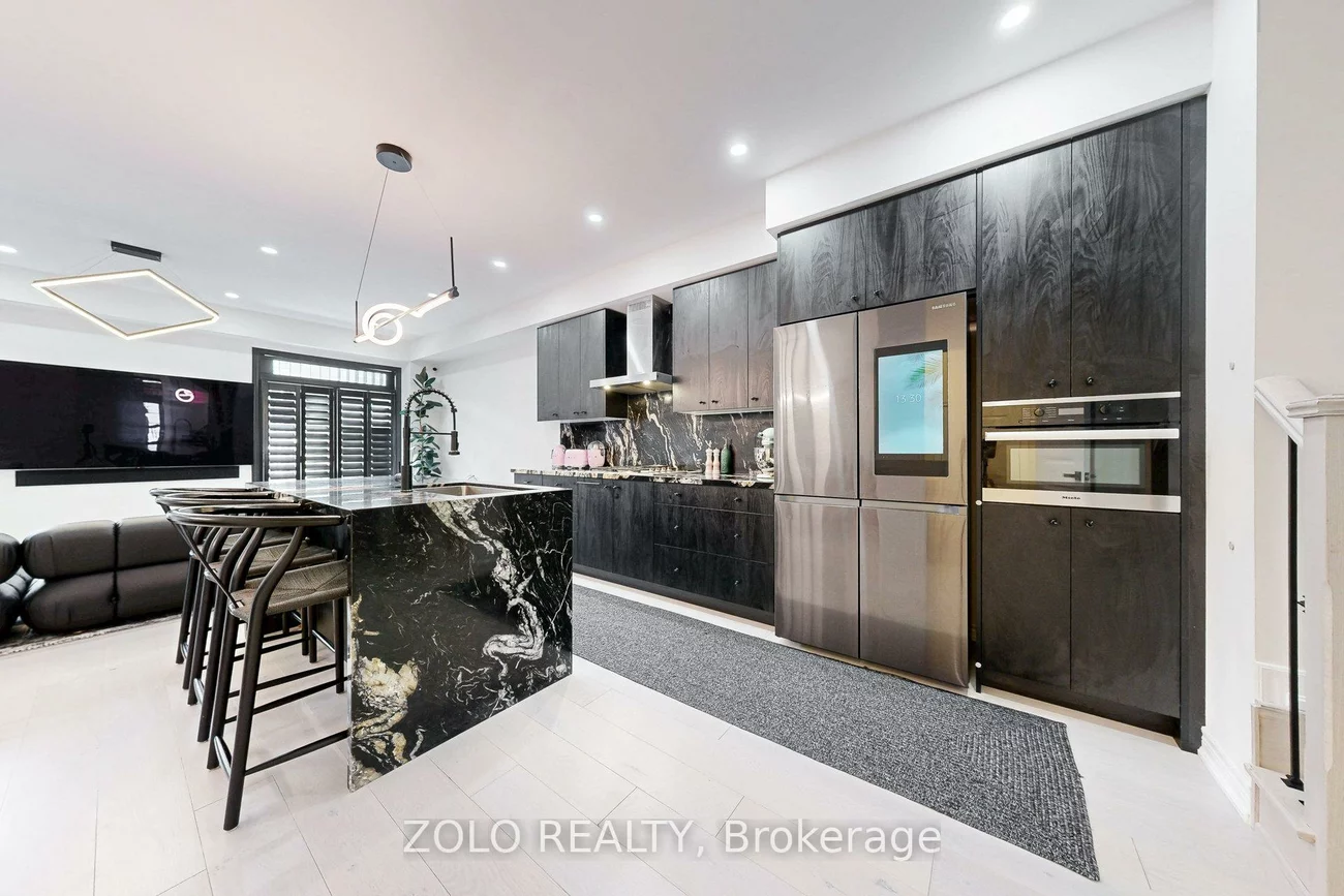 576, Barons, Kleinburg, Vaughan
