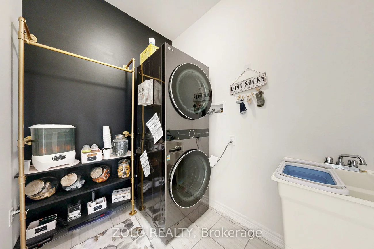 576, Barons, Kleinburg, Vaughan