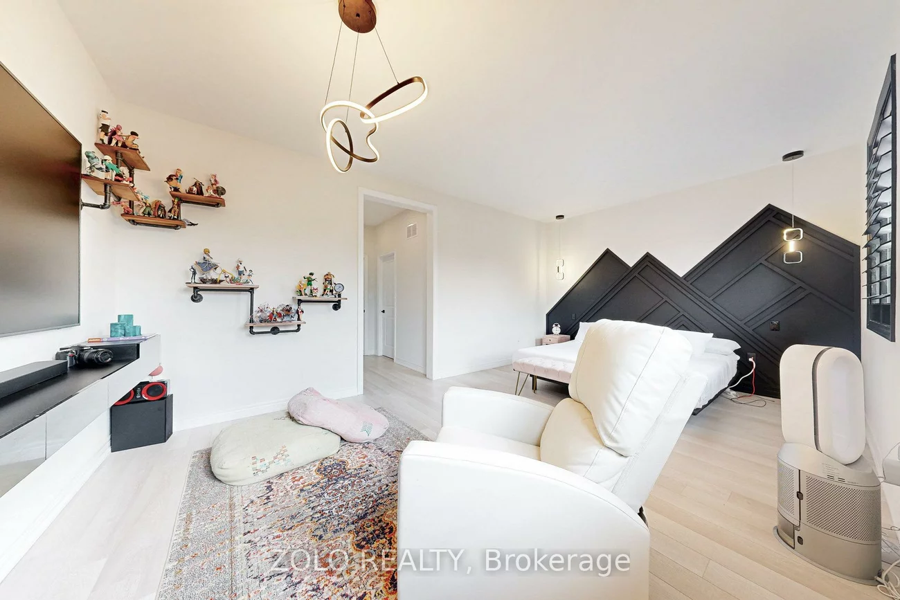 576, Barons, Kleinburg, Vaughan