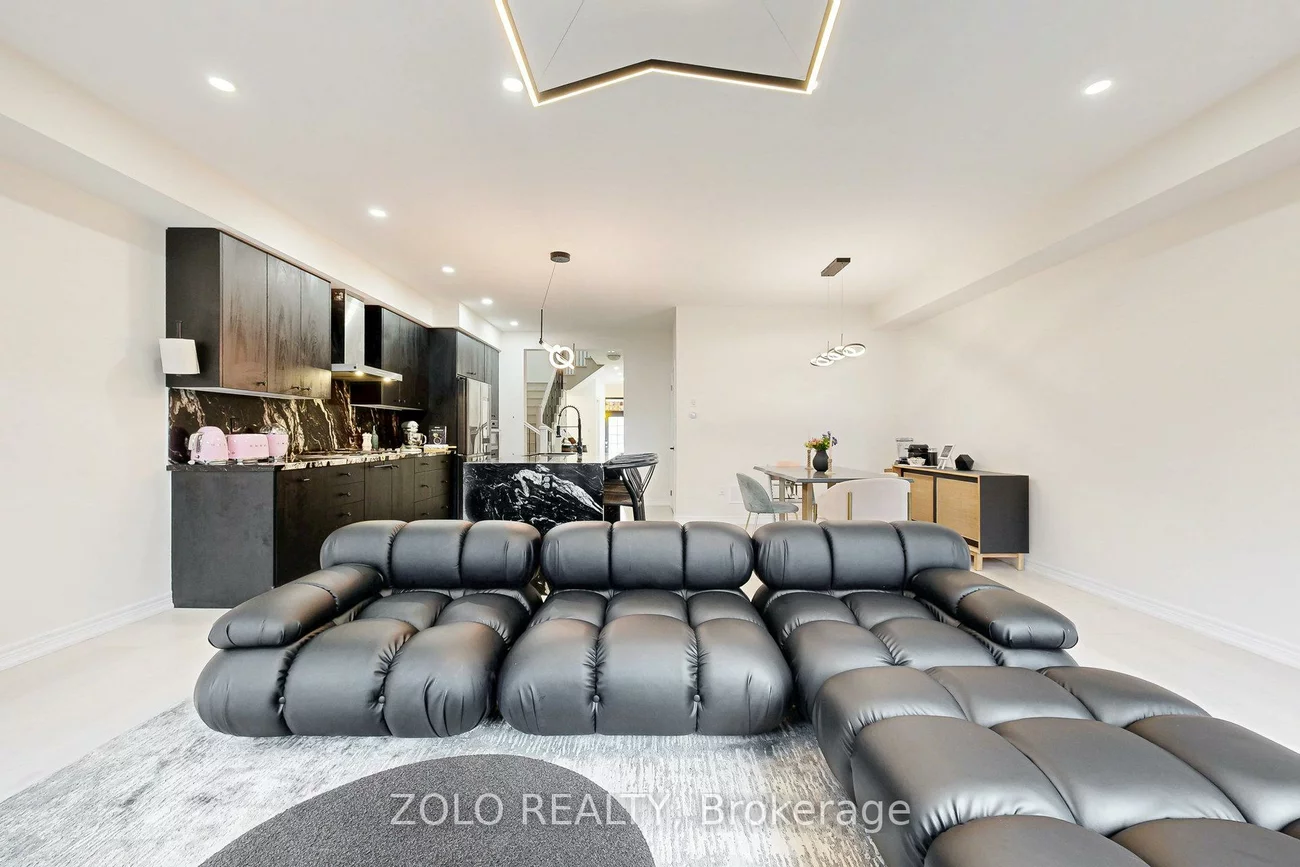 576, Barons, Kleinburg, Vaughan