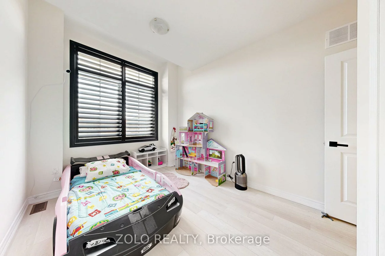 576, Barons, Kleinburg, Vaughan