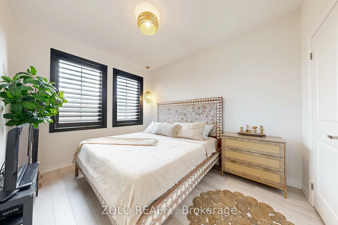 576, Barons, Kleinburg, Vaughan